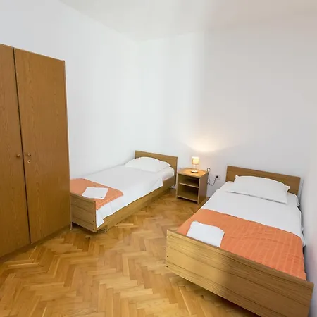 Jere Stipe Apartment